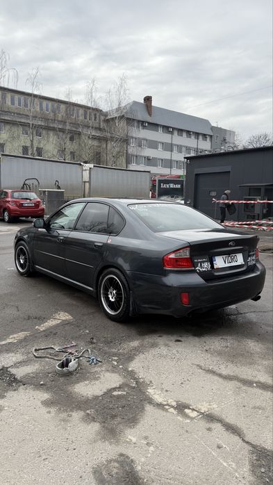 Subaru legacy 2009 2.5 газ/бензин