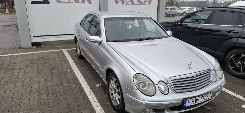Mercedesa Benz w211