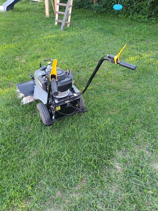 Zamiatarka Odśnieżarka Karcher KM 80 W G