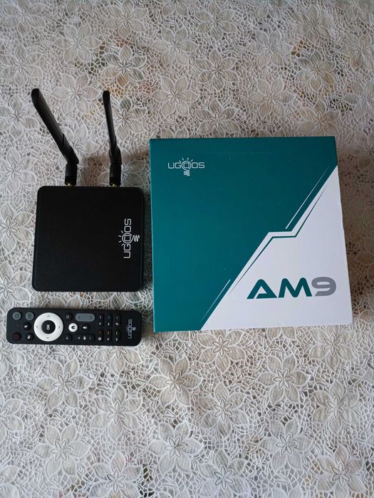 Продам ТВ приставку Ugoos AM9