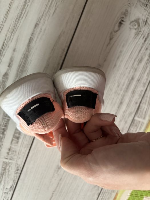 Кросівки Adidas,Nike