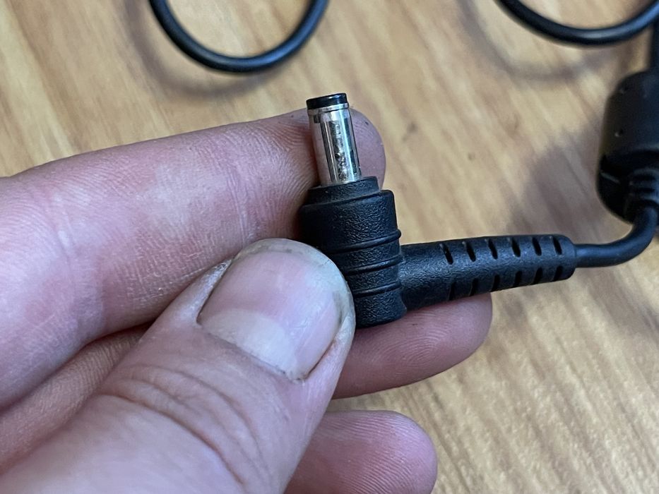 Блок питания ноутбука асус ASUS ACER айсер леново на запчасти состФото