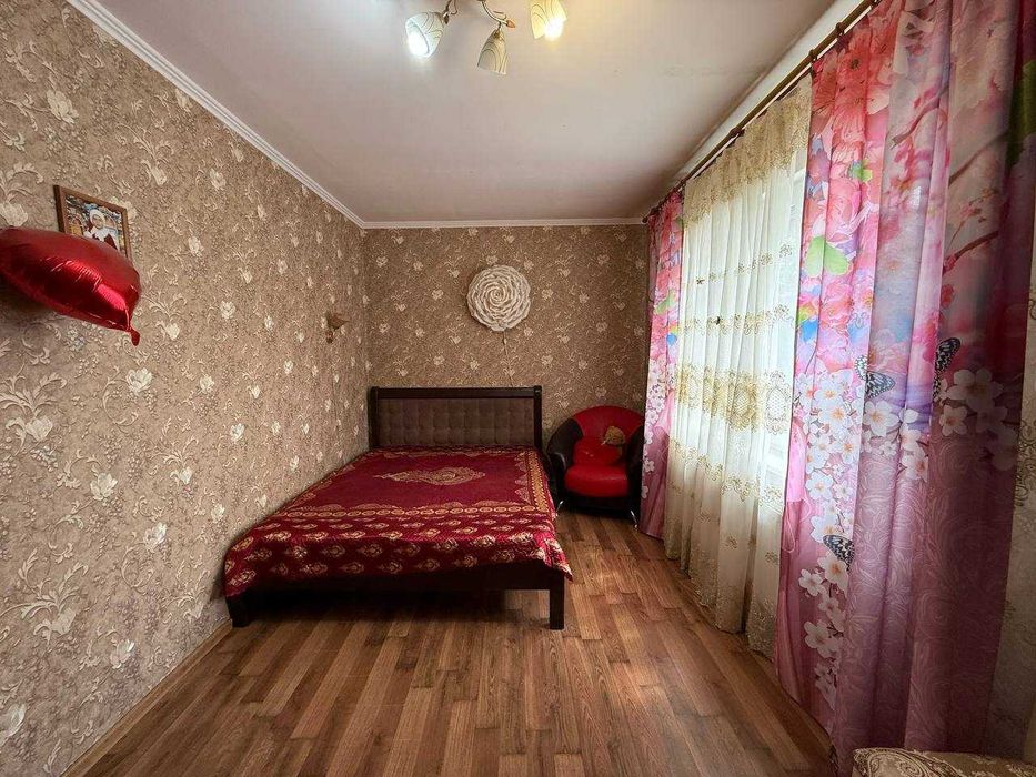 Продаж будинку 104м2 на 12 сотках, вул. Яблунська