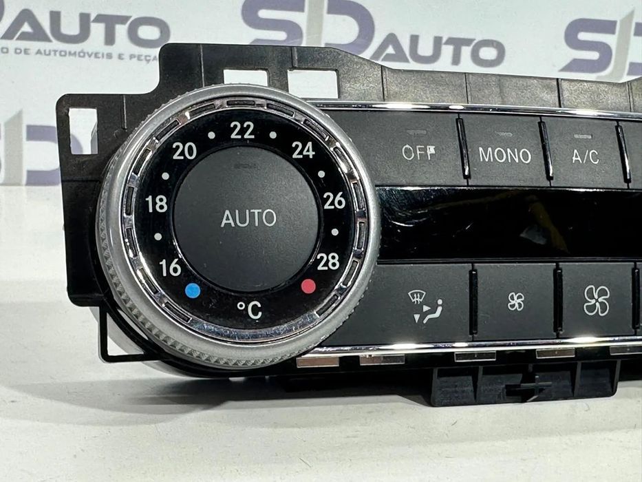 Climatronic / Comandos Ar Condicionado - Mercedes C-Class (W204)