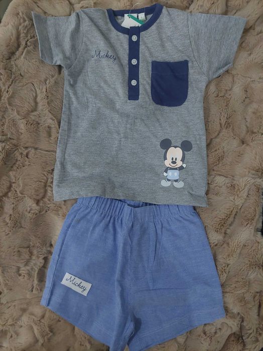 Pijama bebé 6M (novo)