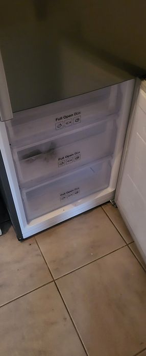 Lodówka Samsung RB37J5325SS