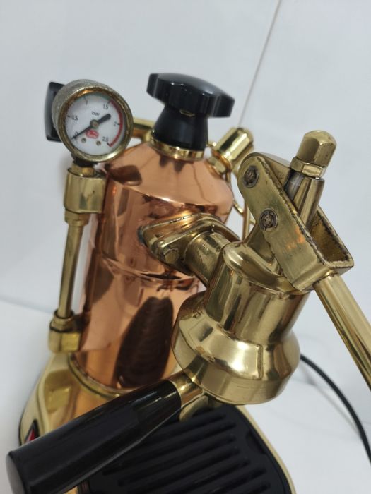 La Pavoni Professional máquina Espresso em funcionamento