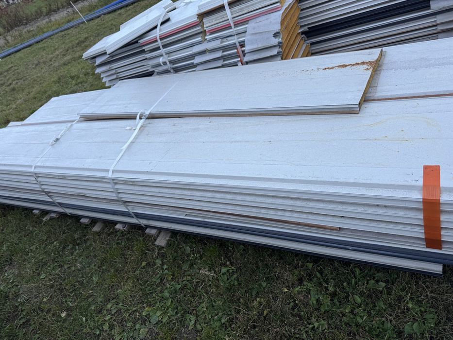 Płyta warstwowa Pir Panele segmentowe ciepłe 6 i 4 cm Wiaty Kurniki Garaże