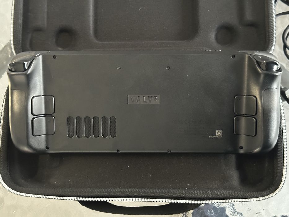 Steam deck OLED - 512 GB + dock oryginalny + szkło ochronne