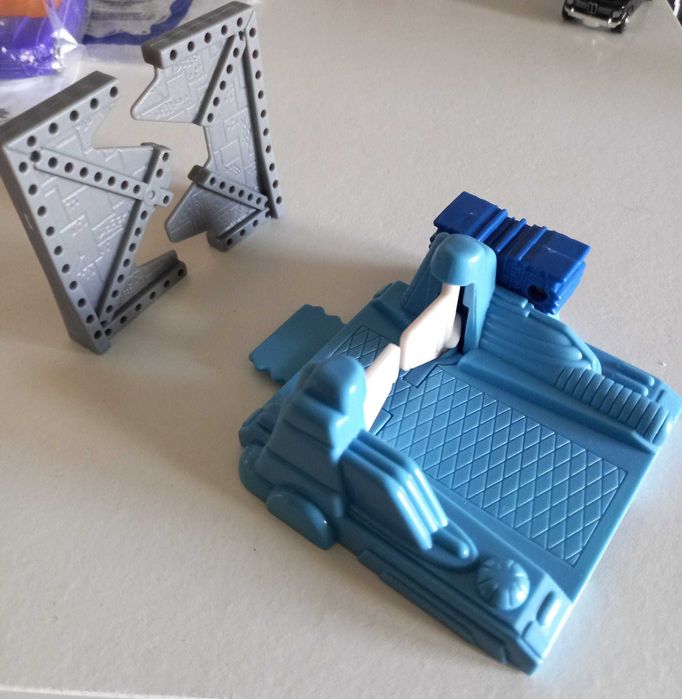 Hotwheels Highway 35 World Race / Acceleracers McDonald's Street Breed