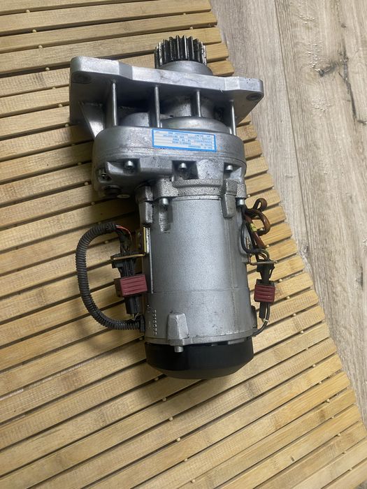 Silnik juli 0,9kw al 064-01  jungheinrich
