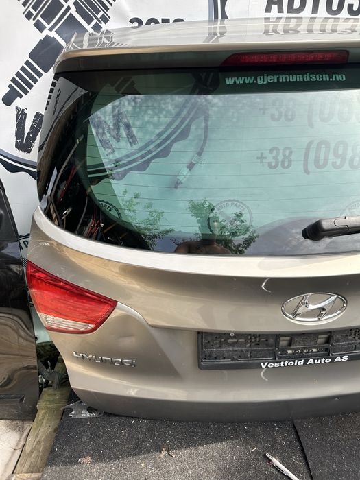 Кришка багажника, ляда, кляпа Hyundai IX35 Tucson 2010-2015 Дефект