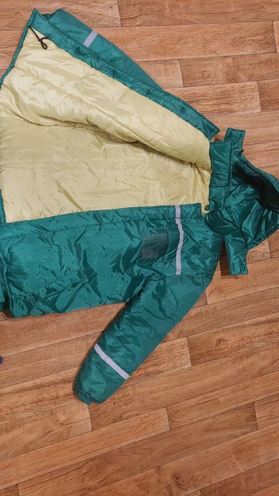 Продам зимнюю спецодежду большого размера.