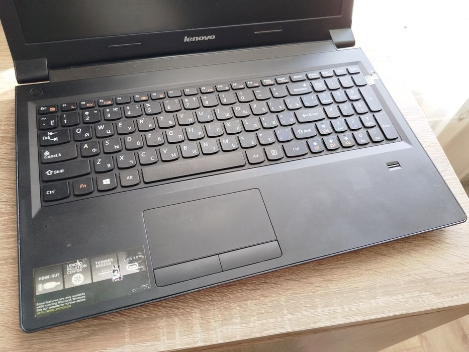 Для навчання та роботи Hоутбук Lenovo B 5400/Процесор двоядерний Pentium 2.30GHz/Оперативна пам'ять 8GB/ОС Windows 10Pro /HDMI,Bluetooth,WI-FI