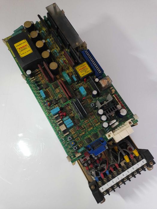 Fanuc A06B-6047-H002 Unidade de Controlo de Velocidade