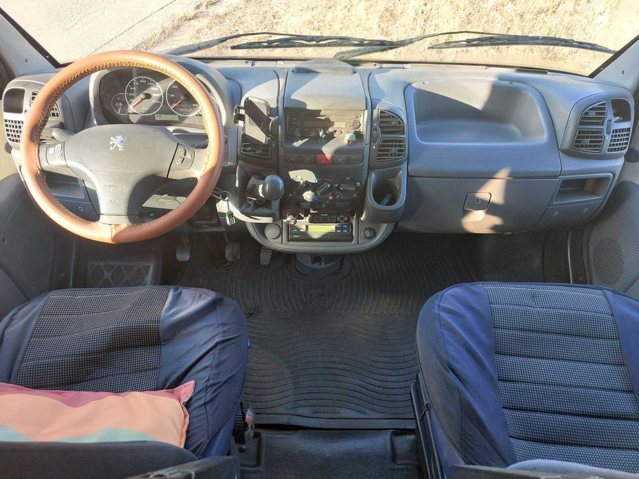 Peugeot Boxer L2H2 Campervan – Pronta para Partir à Aventura!