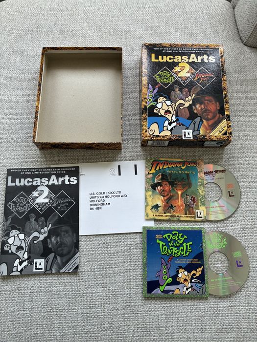 Indiana jones fate of atlantis e day of the tentacle