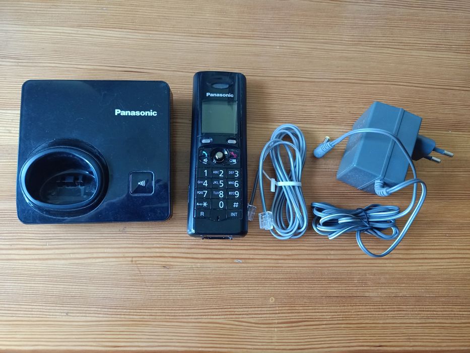 Telefon bezprzewodowy Panasonic KX-TG 8200