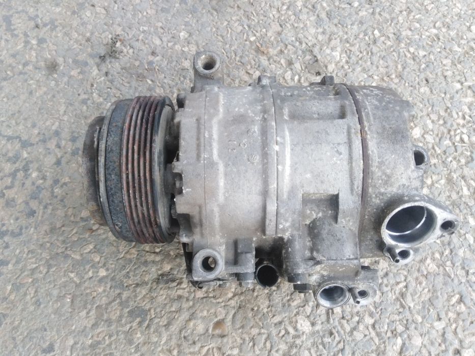 Компрессор кондиціонера на бмв 7 е38