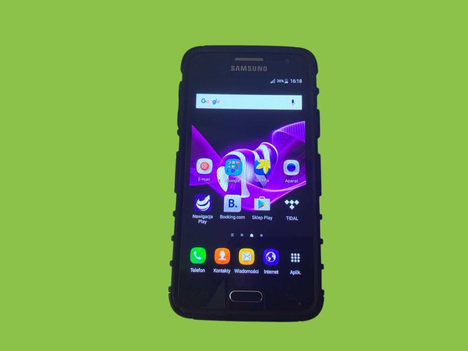 Smartfon Samsung Galaxy A3 (2015) z etui i szybką ochronną