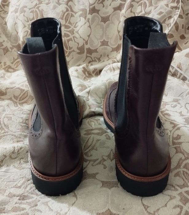 Шкіряні черевики челсі Ecco