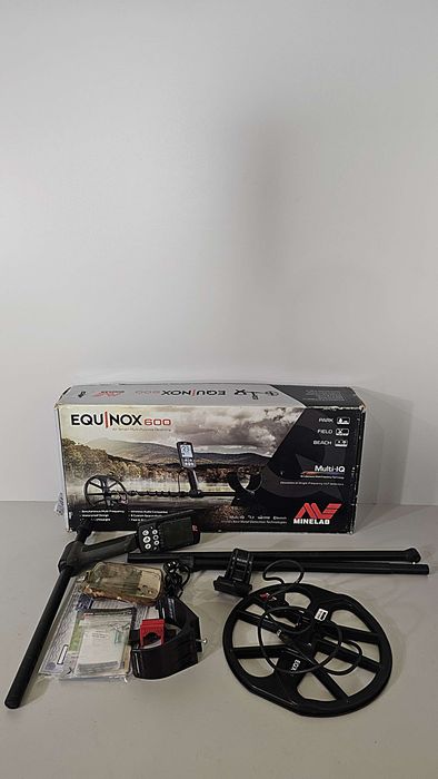 Металошукач  Minelab Equinox 600