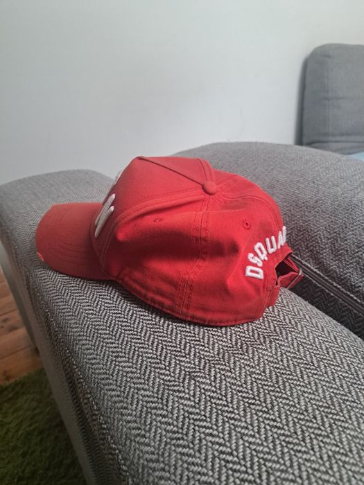 Czapka Dsquared 2 unisex stan bardzo dobry