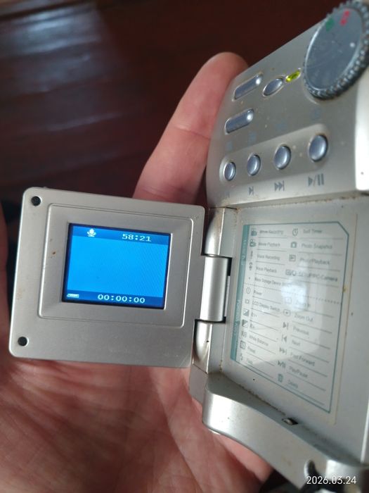 Продам видеокамеру