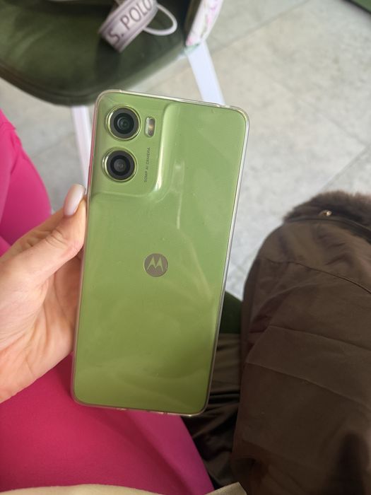 Телефон  в ідеальному стані