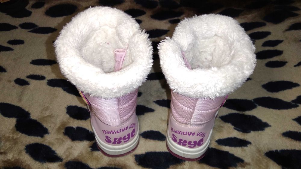 Продам детские сапожки