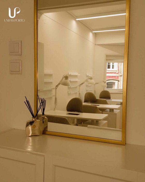 Posto de manicure para alugar — Baixa do Porto — 150€/mês