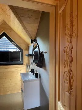 Dom z Bali "OSADA CHEŁM” Góry-Narty-JAKUZZI