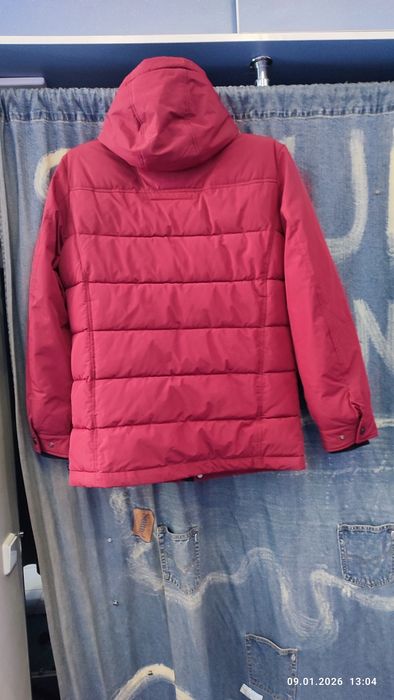 Куртка чоловіча зимова  якісна і тепла.Наповнювач халофайбер.