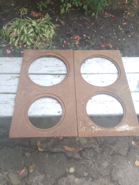 Плита чугунна кухонна