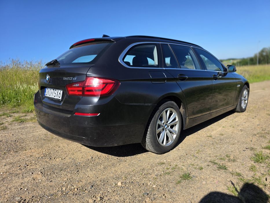 Bmw f11 2.0 184 km. Klima . Hak . Panorama
