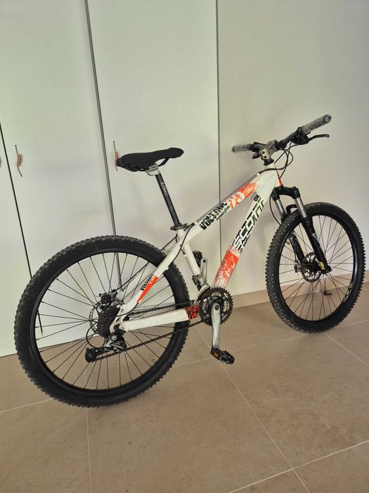 Bicicleta SCOTT Voltage YZ 25