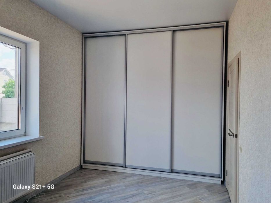 Долгосрочная аренда 1 єт.  дома 100  кв.м. в с.Осещина от властника