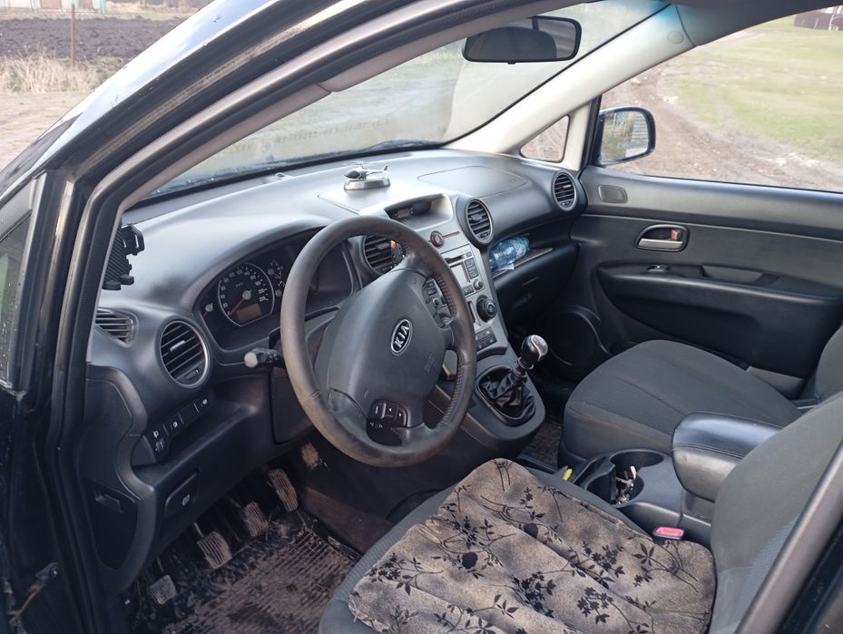 Кіа Каренс 2010р.Омін.