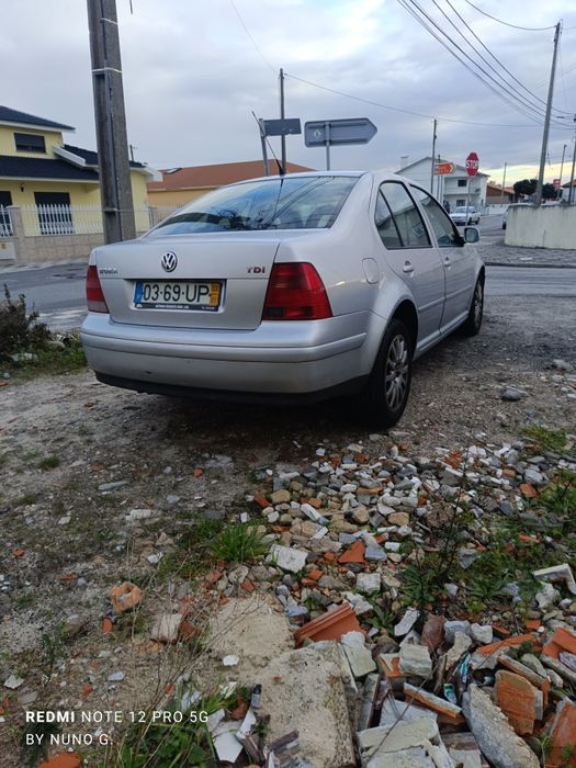 Vendo VW Bora 1.9 TDI 130cv cinza