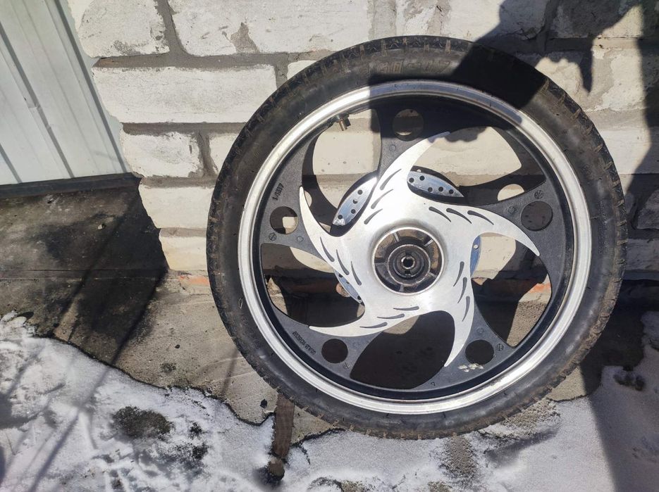 Заднє колесо альфа дельта диск на альфу дельту R17