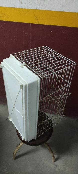 Gaiola grande branca