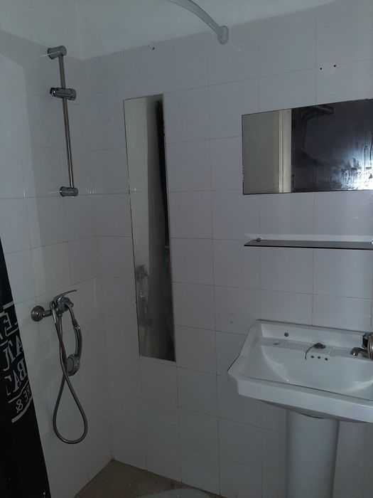 Edificio para serviços bem localizado na zona de Sintra