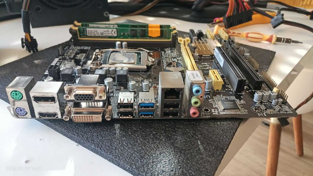 Комплект s1150 (Intel Core i5-4570 + Asus B85M-E + 8GB DDR3 1600MHz + кулер Intel BOX)