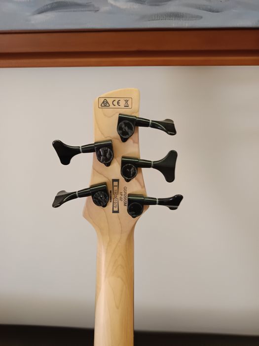 Baixo elétrico IBANEZ GSR205SM-NGT - 5 cordas