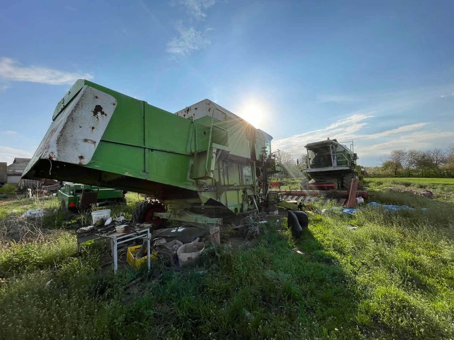 Комбайн Clas Dominator 106