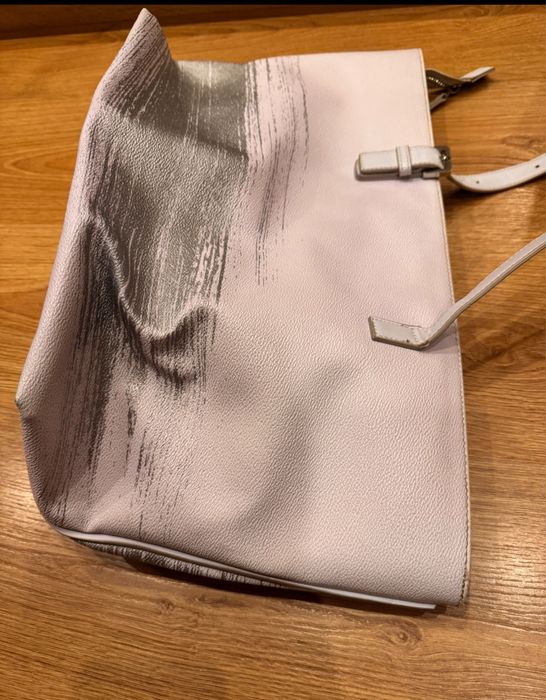 Damska srebrna torebka Calvin Klein