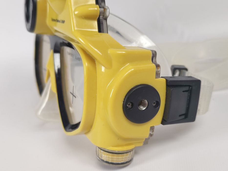 Маска для дайвінгу з вбудованою камерою для підводної зйомки