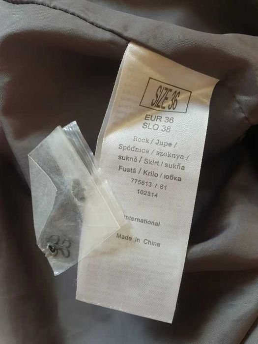 Spódnica biuro szkoła paski prążki office skirt