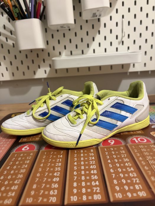 Halówki adidas Sala