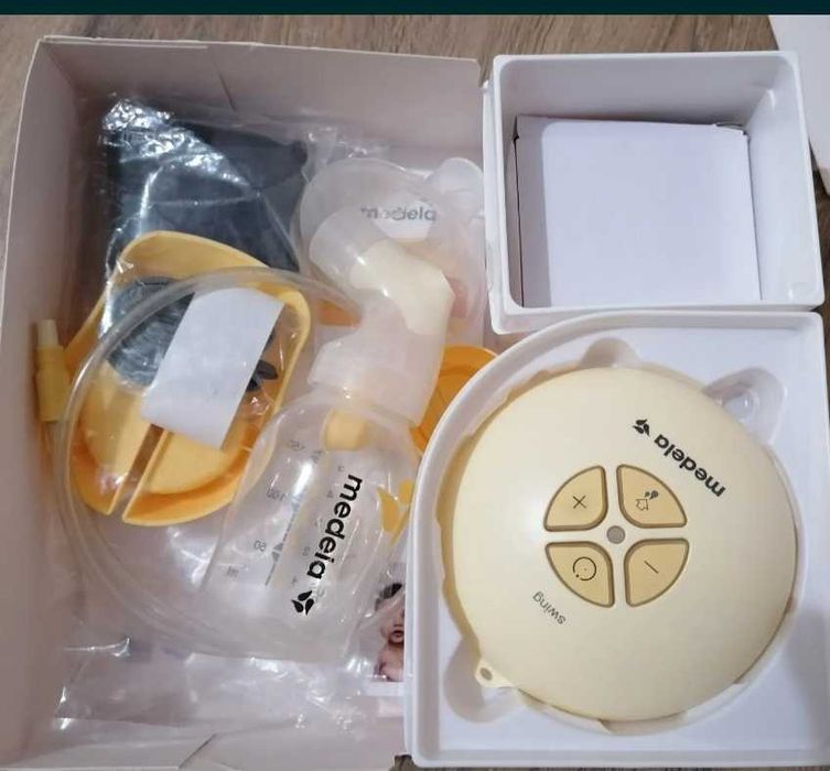 Maquina de extrair leite da marca Medela